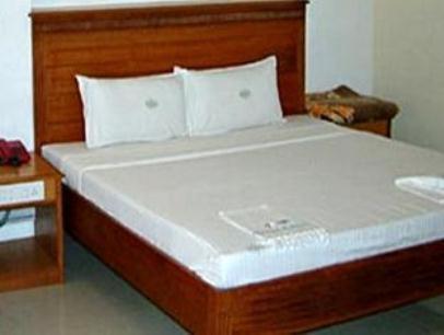 Hotel Chitra Park Tiruchchendūr Dış mekan fotoğraf